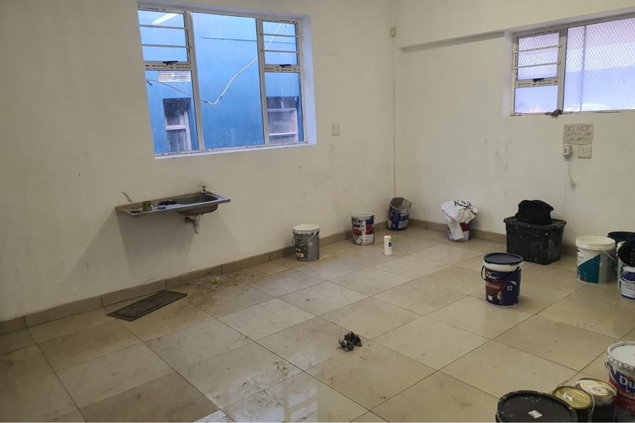 To Let commercial Property for Rent in North End Eastern Cape